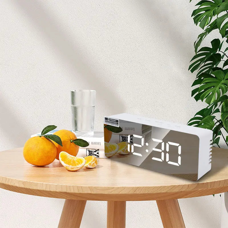 Réveil Digital LED Température — Chambre Bureau