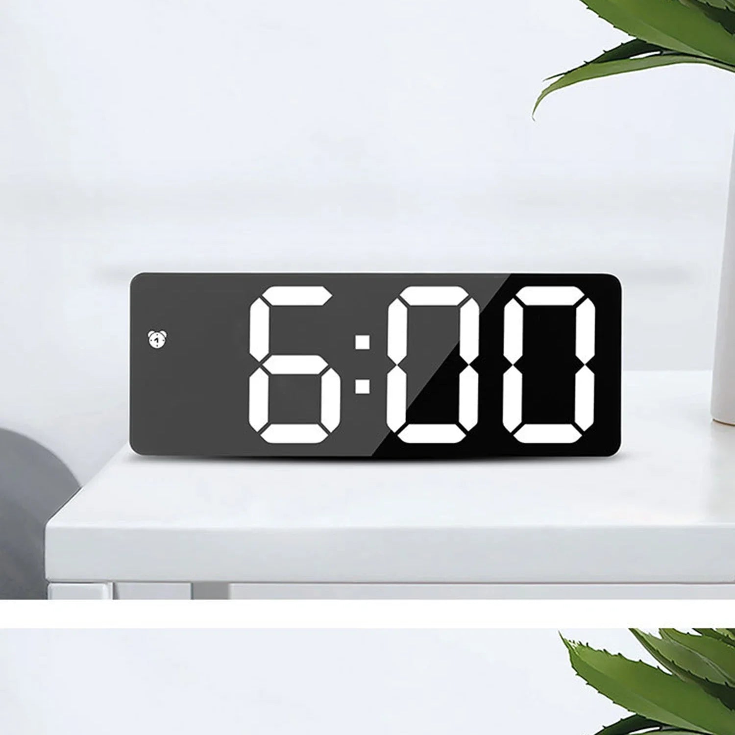 Réveil Digital LED Auto-Dim Température — Chambre