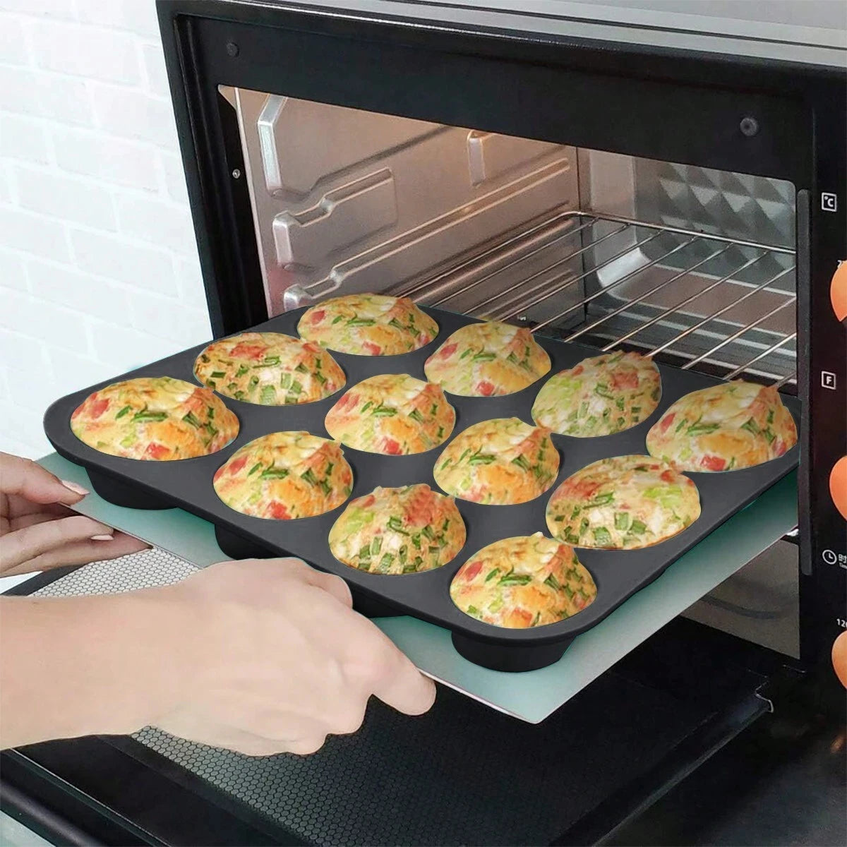 Moule Silicone 12 Cavités — Muffins, Cupcakes & Chocolats