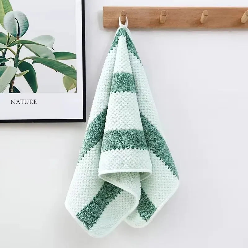 Serviette de bain coton — Douce, absorbante & multi-usages