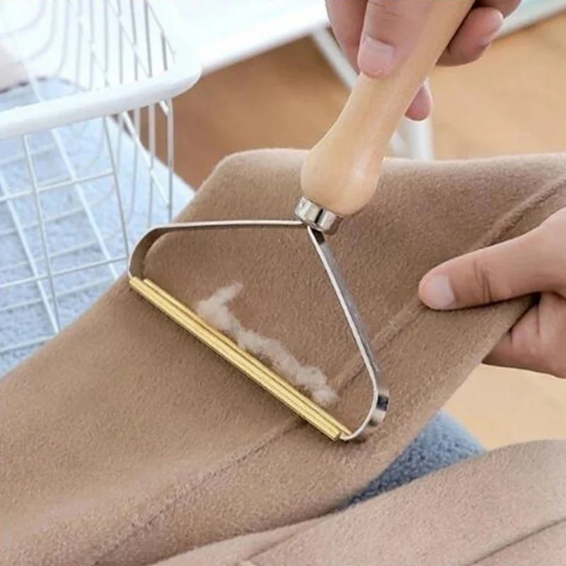 Rouleau Attrape-Poils Portable — Manche Bois Anti-peluches